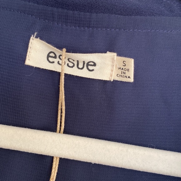 NWT Blue wrap dress with long sleeves. Essue brand, size S - Picture 5 of 7